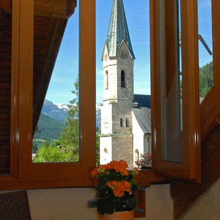 Dachstein West Hotel Gmbh-Kirchenwirt Russbach Русбах-ам-Пас-Гшютт Экстерьер фото